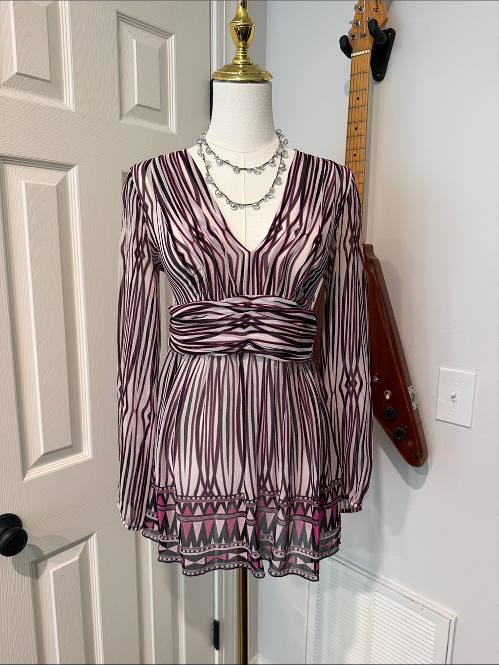 Express Pink & Black Patterned V-Neck Long Sleeve Tunic